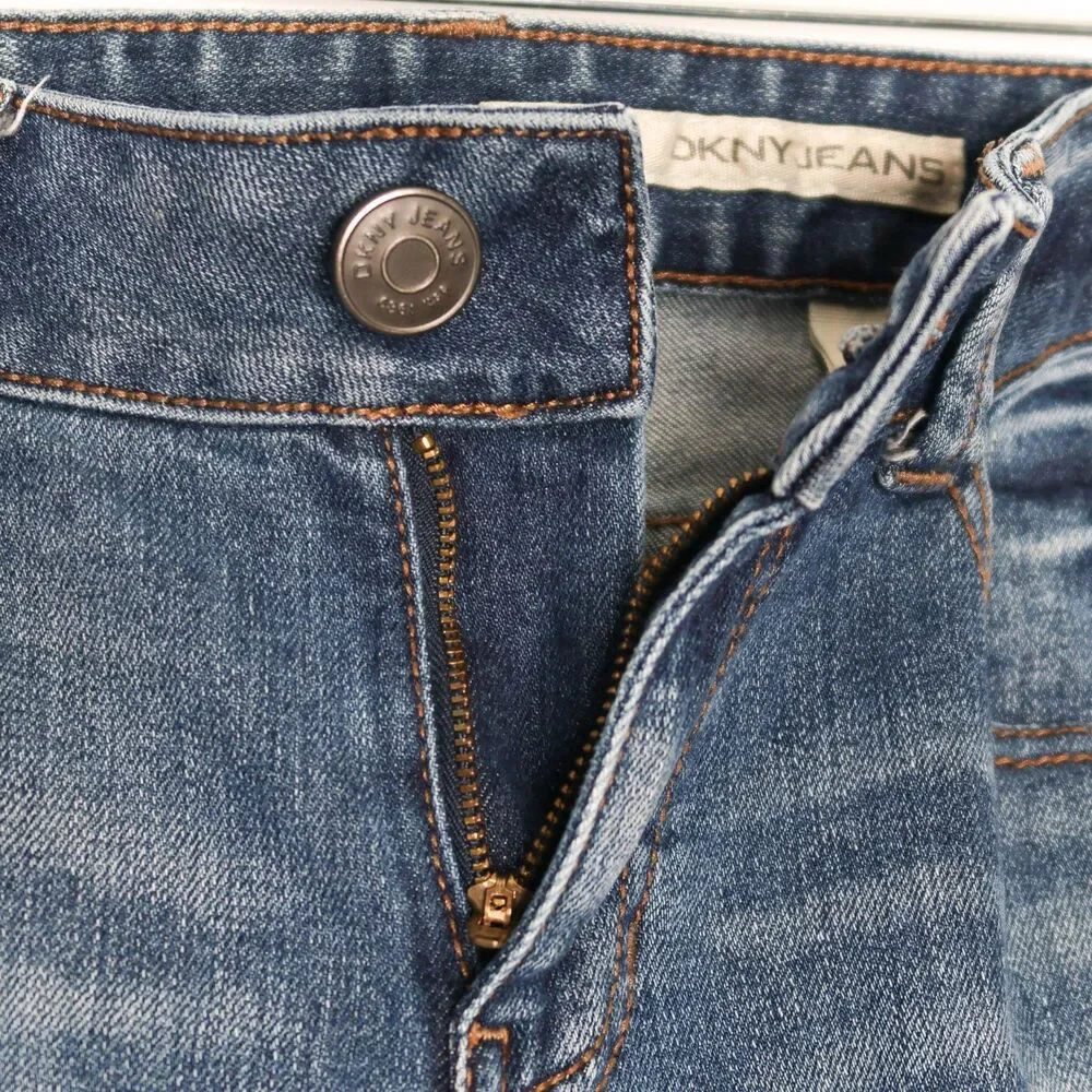 DKNY Jeans Womens Size 8 Blue Wash Bootcut‎ KCMUA478